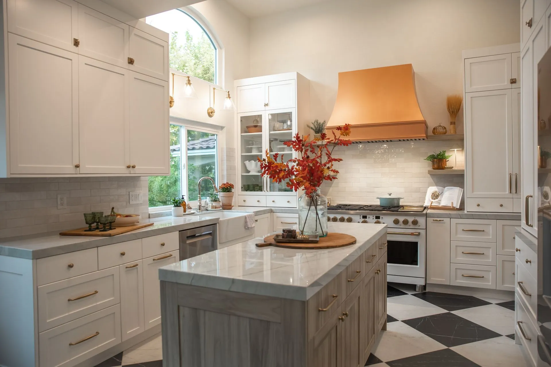 Warm White Shaker with Copper Hood