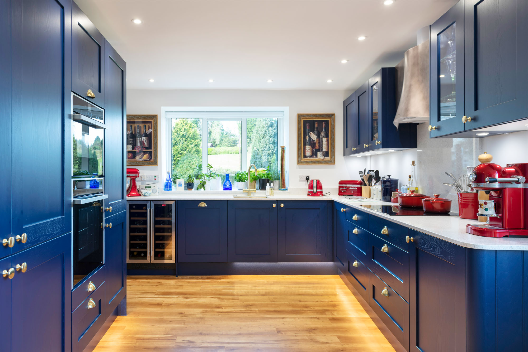Rich Navy Shaker with Brass