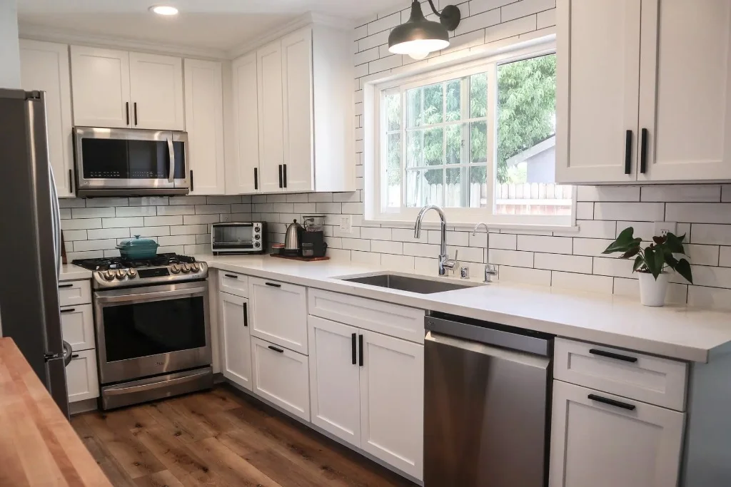 Crisp White with Subway Tile