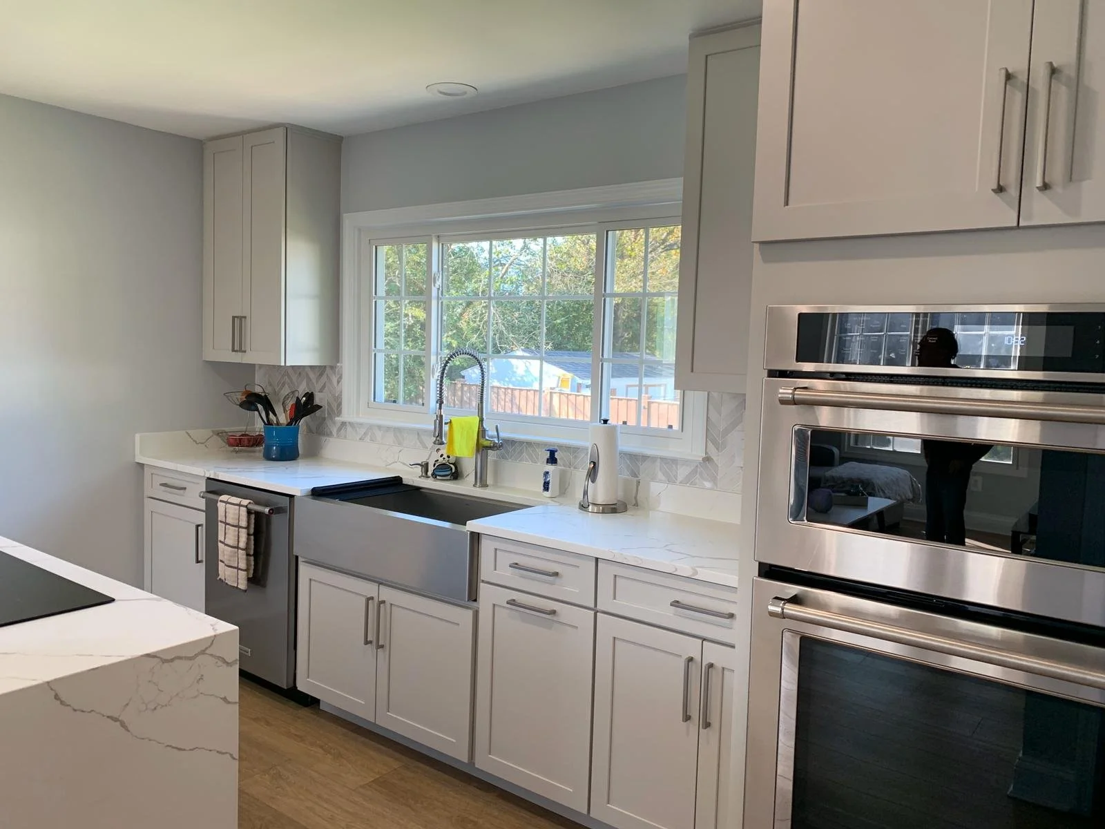 Soft White Kitchen with Farmhouse Sink